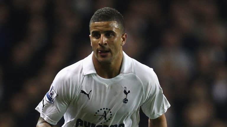 Tottenham : Walker dans le viseur du PSG ?
