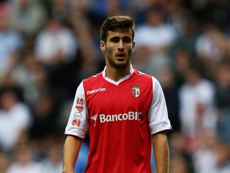 Mercato-Man Utd : Rafa Silva confirme des offres