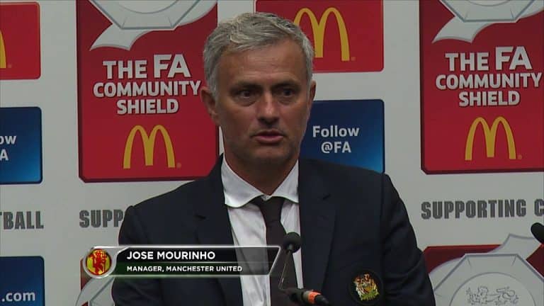 Man Utd : Mourinho ironise sur les trois victoires de son équipe