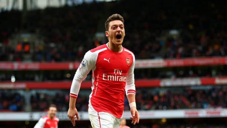 Arsenal : Mesut Özil toujours aussi performant !