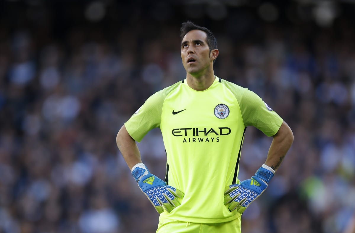 Manchester City : le gardien chilien au cœur des critiques