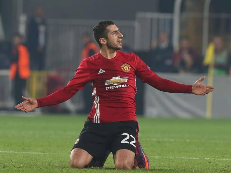 Manchester United : Le milieu de terrain Mkhitaryan regagne la confiance de Mourinho