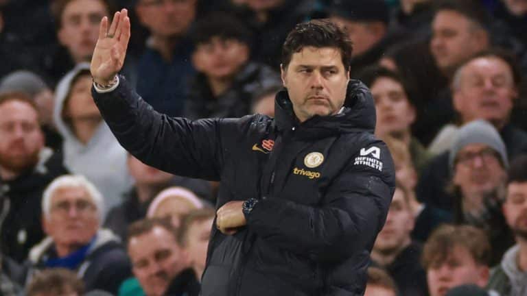 Mauricio Pochettino résiste aux charmes de Chelsea : Refus de ’embrasser l&rsquo;écusson&rsquo; pour flatter les supporters