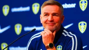 « Ce marché des transferts insensé » : Leeds United et Farke dénoncent ces tarifs exorbitants qui bouleversent le football britannique