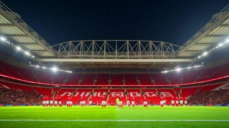 Manchester United enflamme la planète foot : la composition prédite contre Manchester City bouleverse les attentes et promet un affrontement titanesque
