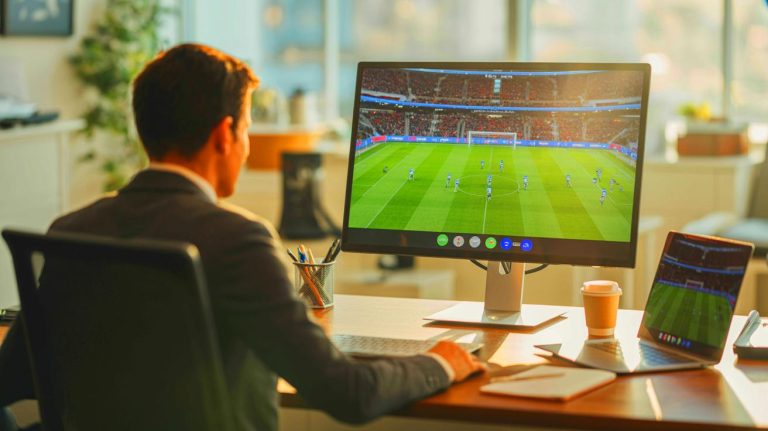 Heineken infiltre les bureaux avec un plugin furtif pour suivre les matchs de foot en douce pendant le boulot