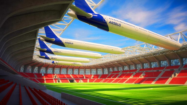 Ce chantier délirant réinvente le foot : le stade de la Meinau accueillera 32 000 fans grâce à des fuselages d’Airbus