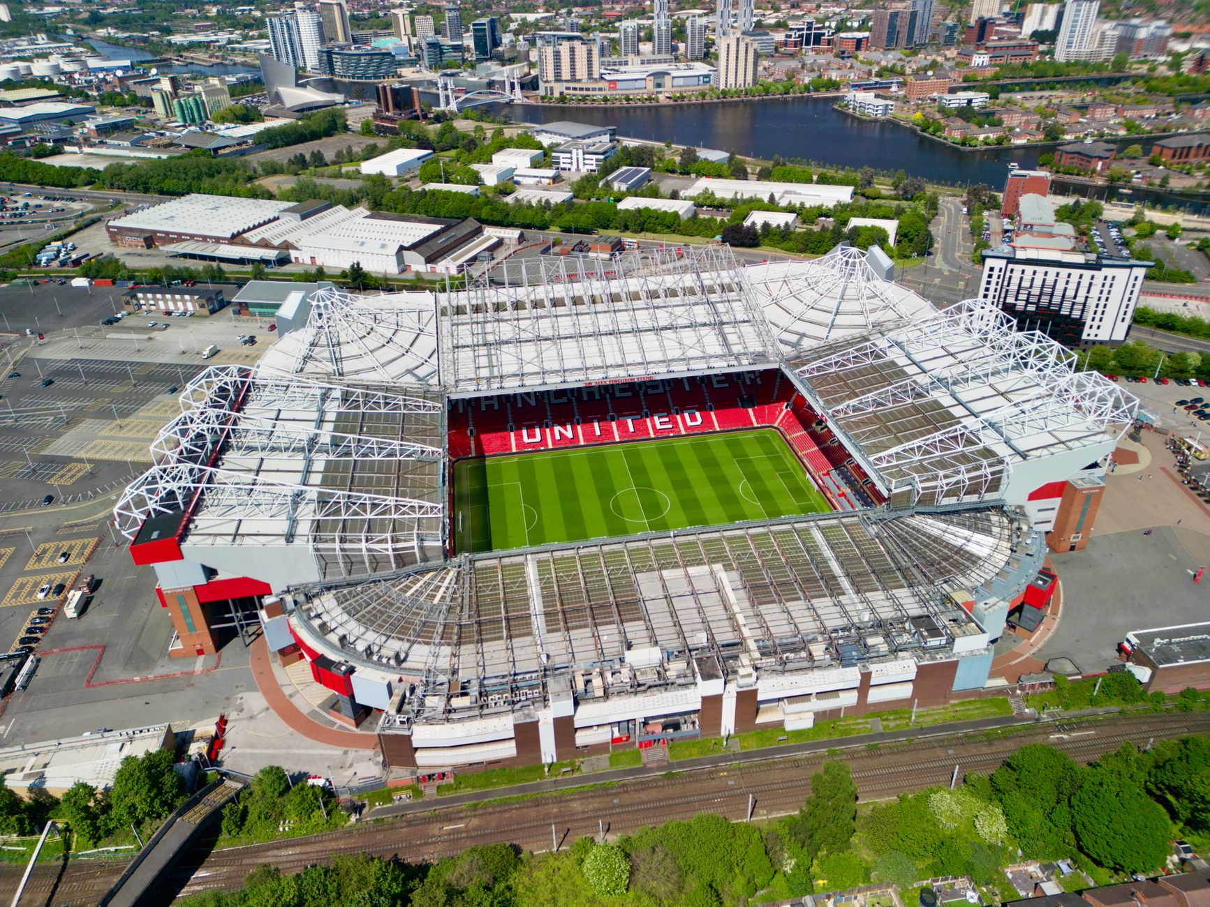 Le Big Six de la Premier League perd du terrain malgré ses revenus mondiaux